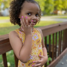 Load image into Gallery viewer, Perfectly Pink Non-Toxic Nail Polish Set by Piggy Paint
