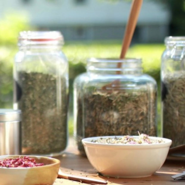Bulk Organic Herbs + Spices By-The-Ounce
